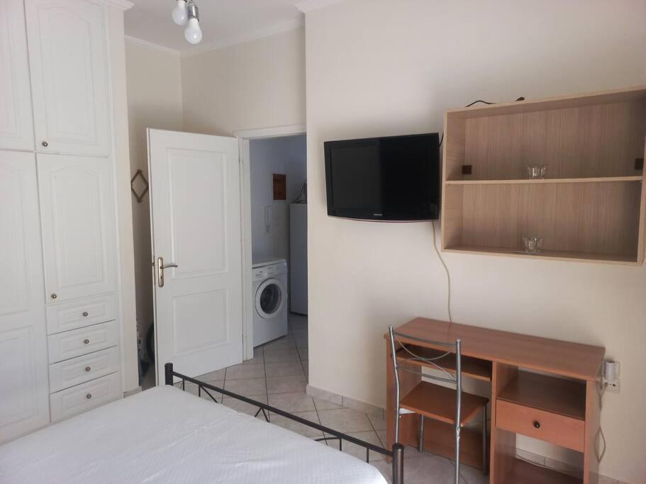 Stefkas Apartment1 Патри Екстер'єр фото